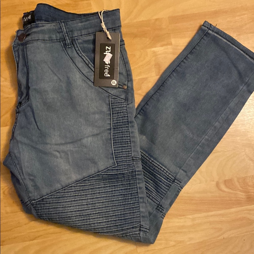 Zyfg free NEW size 34 Men's Bikercore Jeans
